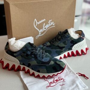 Christian Louboutin - LOUBISHARK  - BRAND NEW